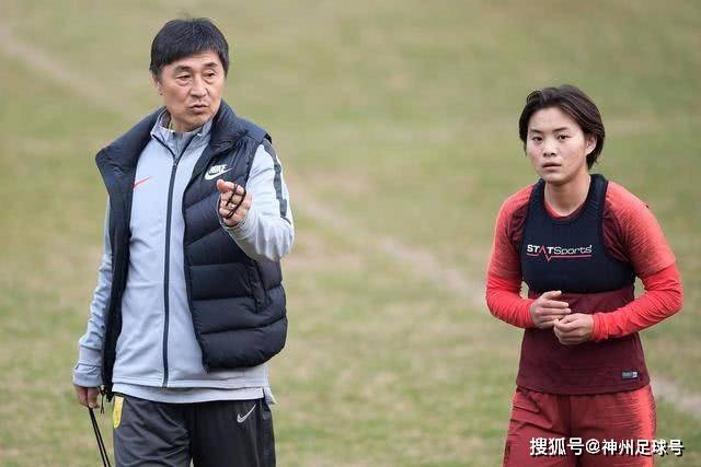 俄富豪针对未来走向发布四大警告：对中国依赖的忧虑加剧